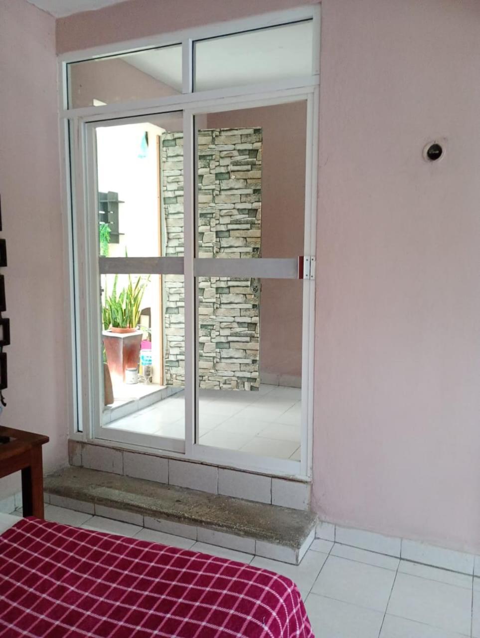 En Planta Alta A Pie De Avenida Apartment Cozumel Ngoại thất bức ảnh